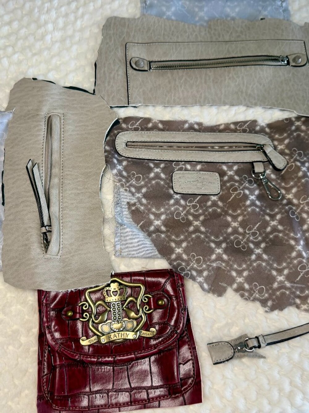 Sewing Scrap Lot- Pockets and Zippers